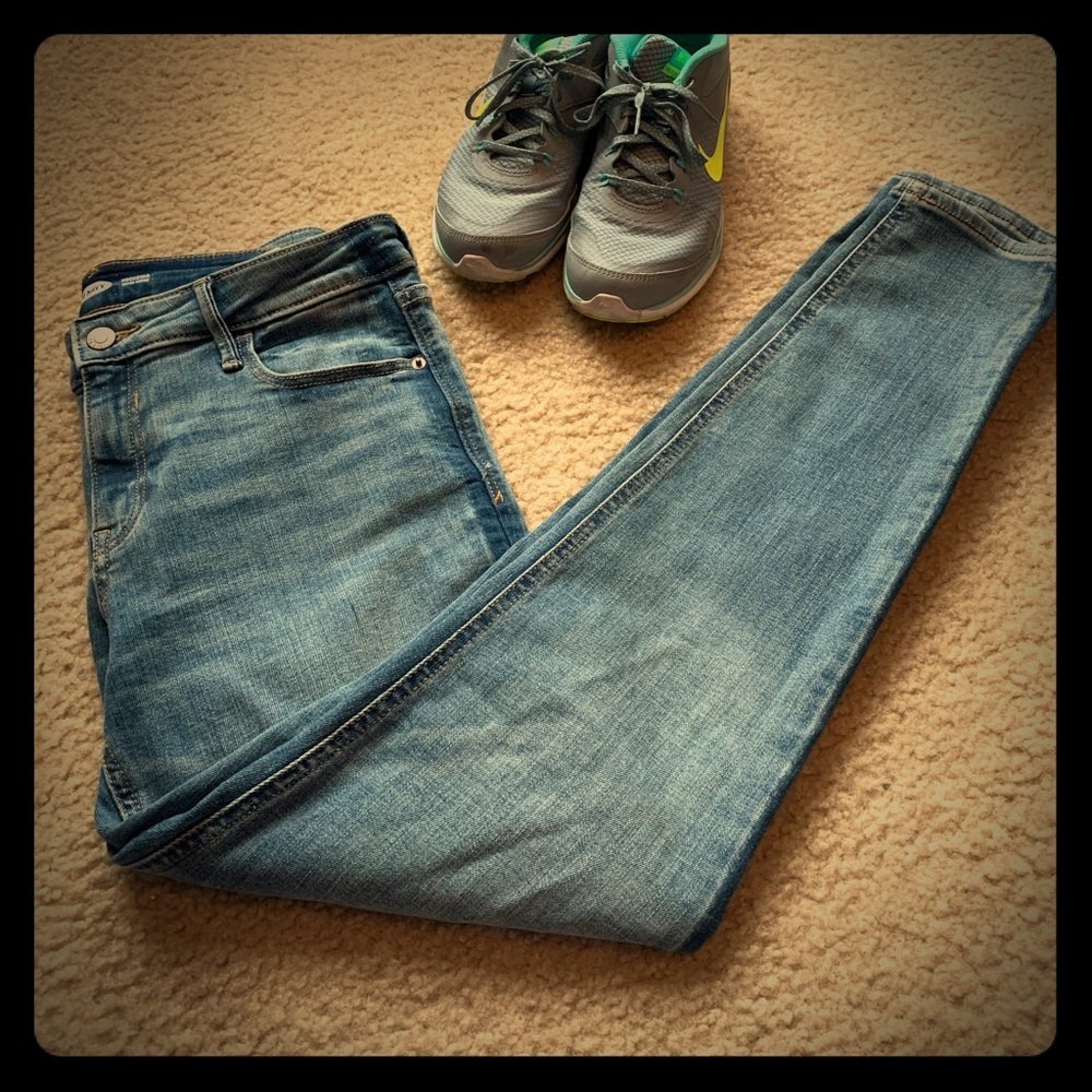 Stylish Old Navy Rockstar Jeans